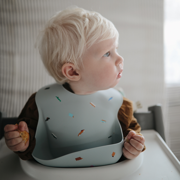 Mushie Silicone Bib - Grey Safari