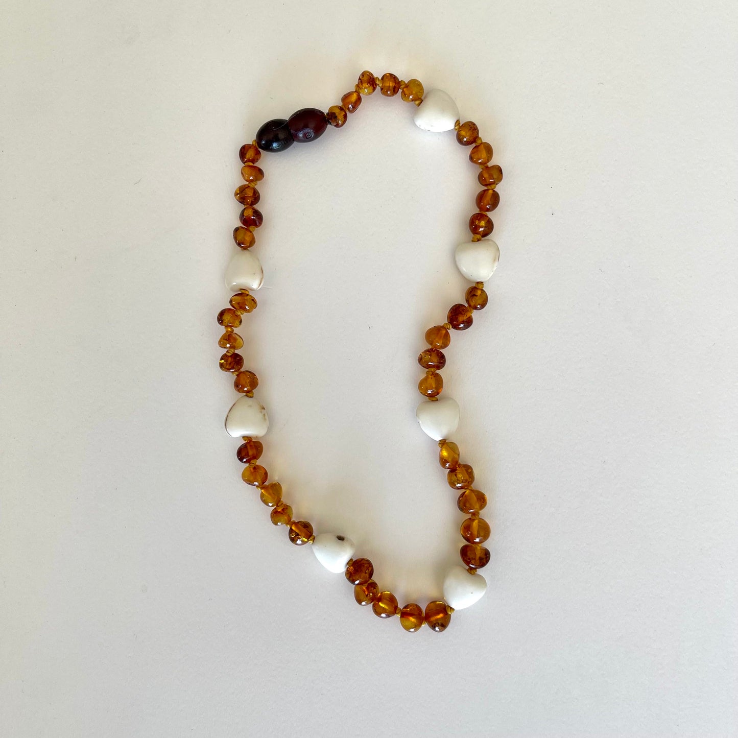 Ambre - Cognac Amber with White Precious Stone Hearts Style 1