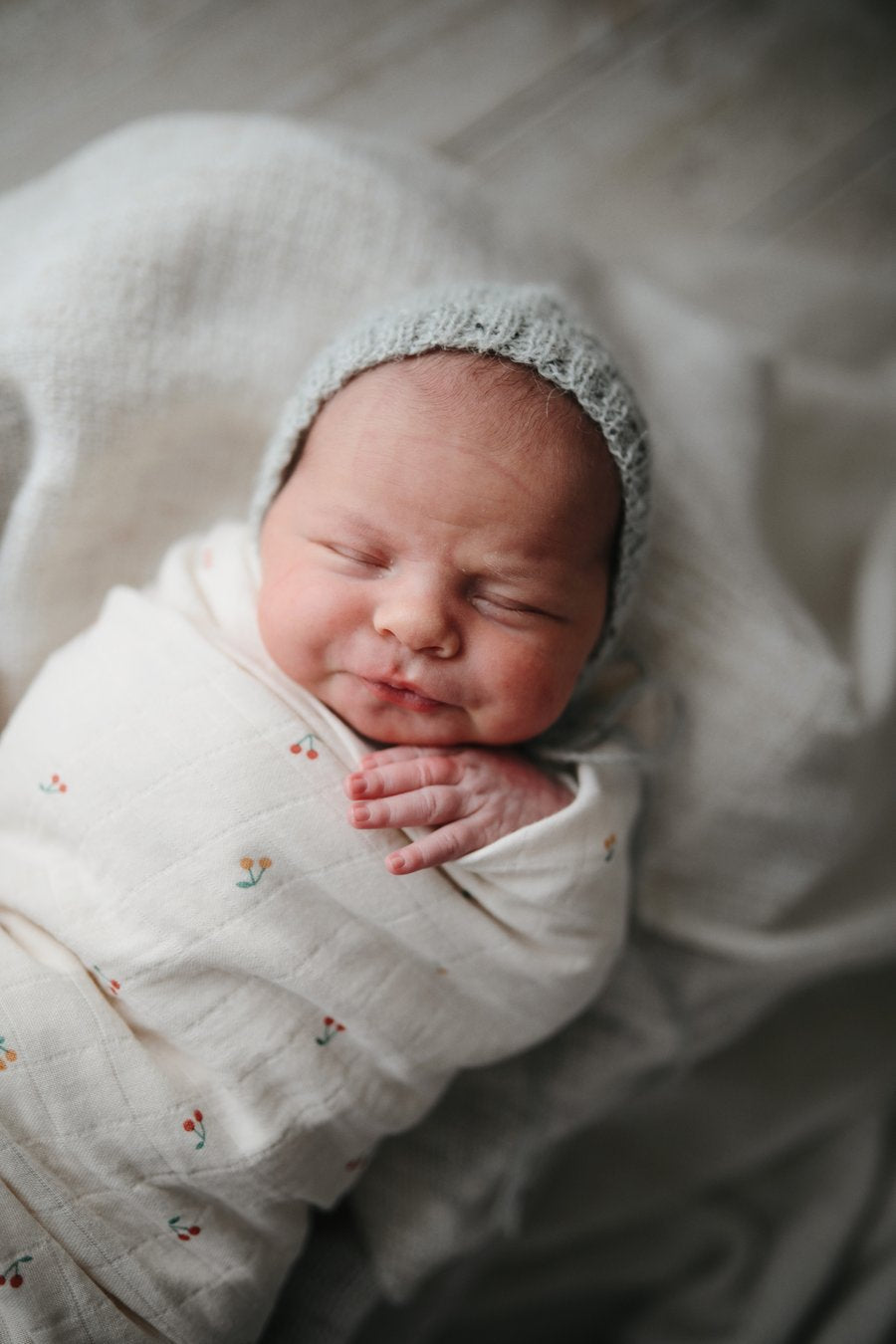 Mushie Organic Cotton Swaddle - Cherries