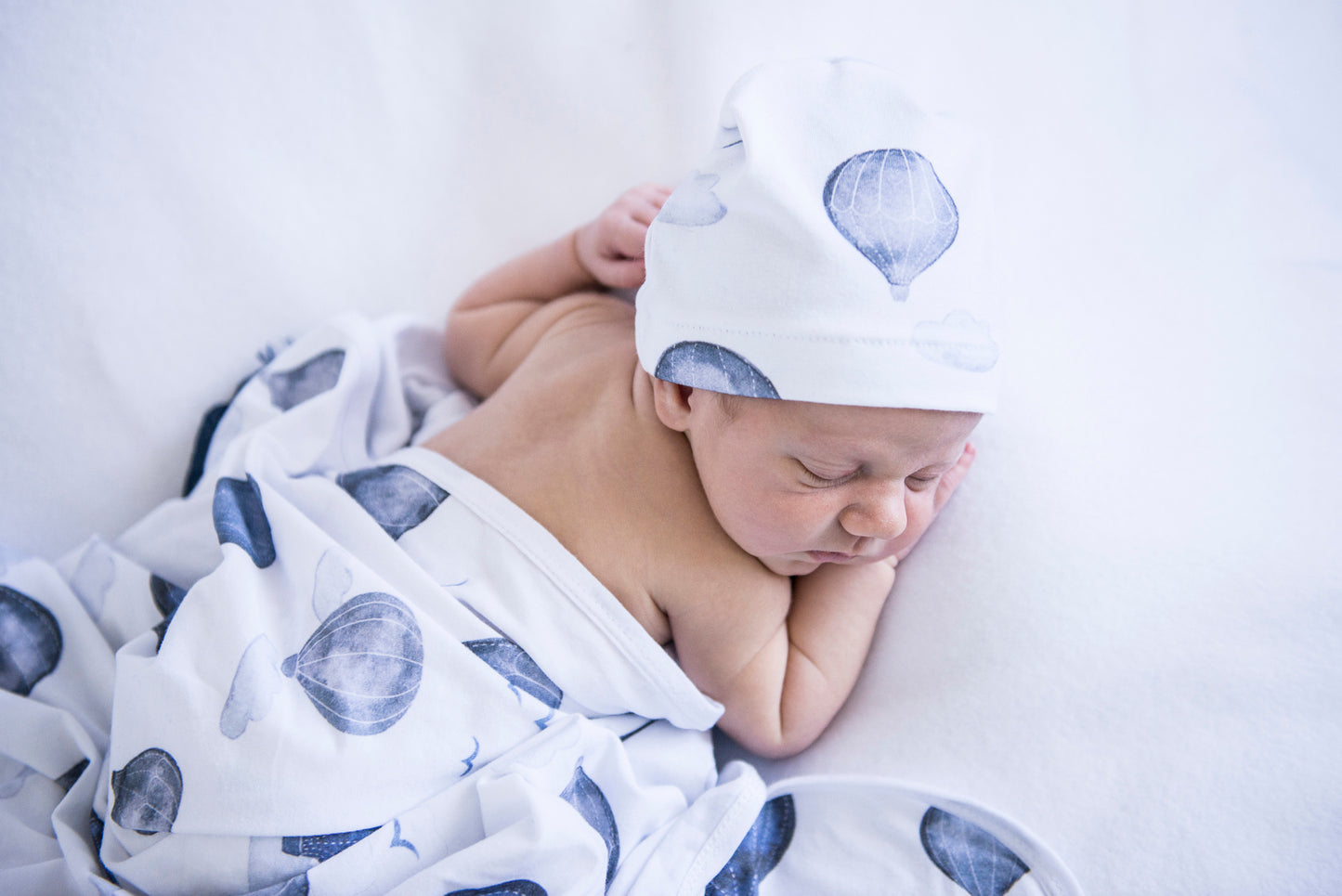 Snuggle Hunny Kids Cloud Chaser Baby Jersey Wrap & Beanie Set