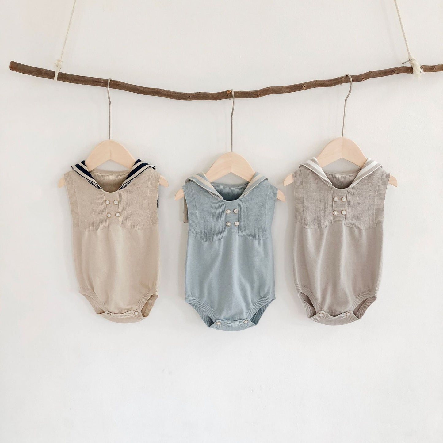 Hampton Unisex Romper - Beige with Navy Collar