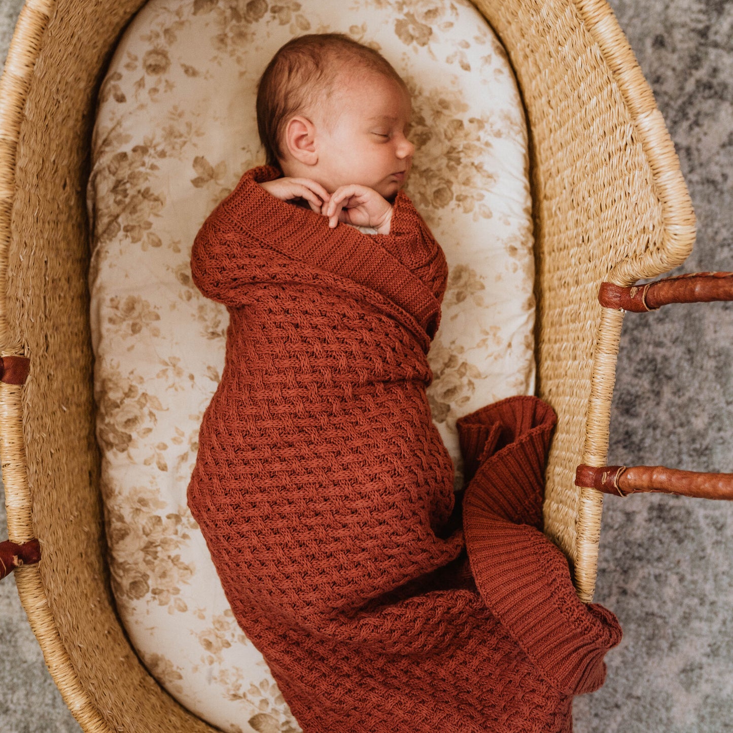 Snuggle Hunny Kids Diamond Knit Baby Blanket - Umber