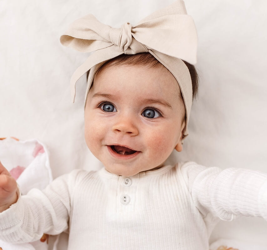 Snuggle Hunny Kids Pre-tied Linen Bow Headband Wrap - Natural