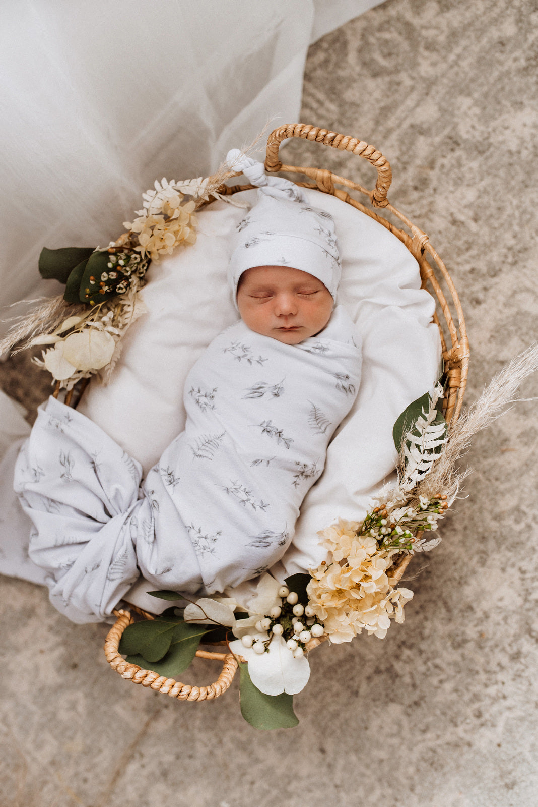Snuggle Hunny Kids Wrap & Beanie Set - Silver Gum