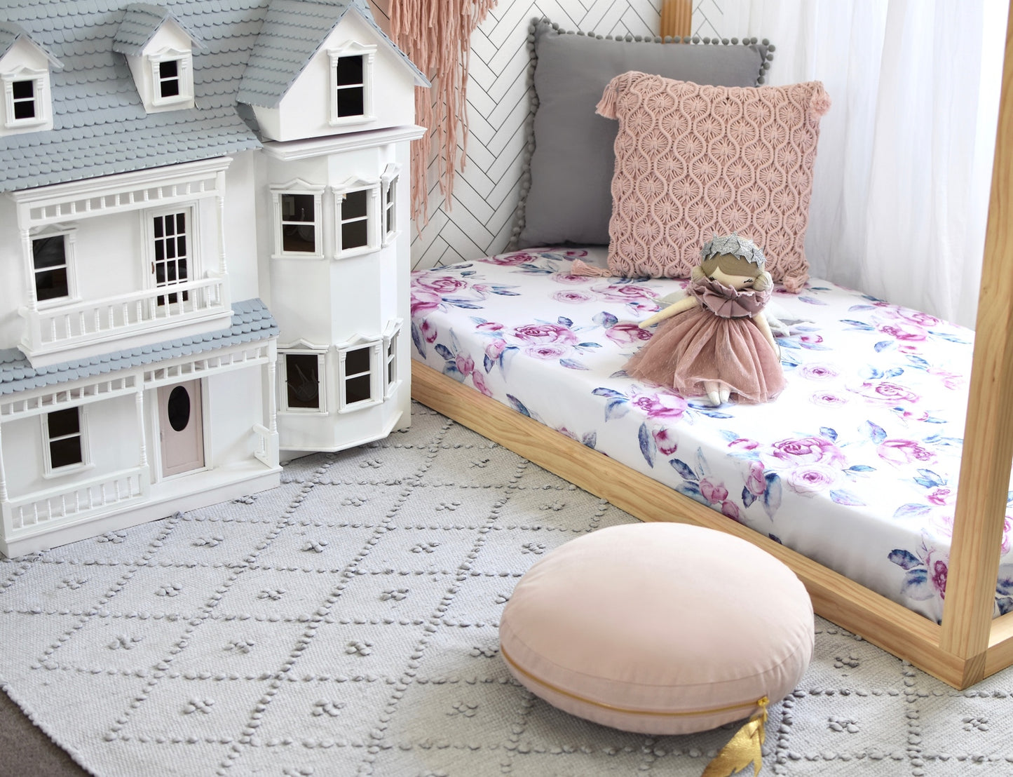 Snuggle Hunny Kids Lilac Skies Fitted Cot Sheet