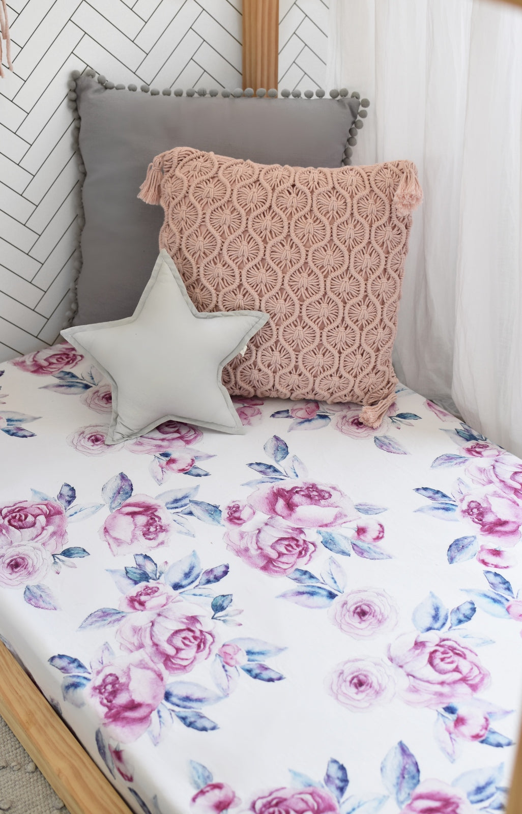 Snuggle Hunny Kids Lilac Skies Fitted Cot Sheet