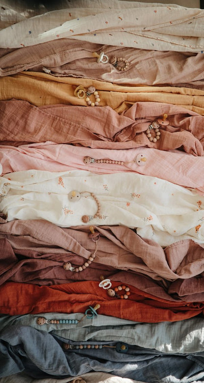 Mushie Organic Cotton Swaddle - Flowers