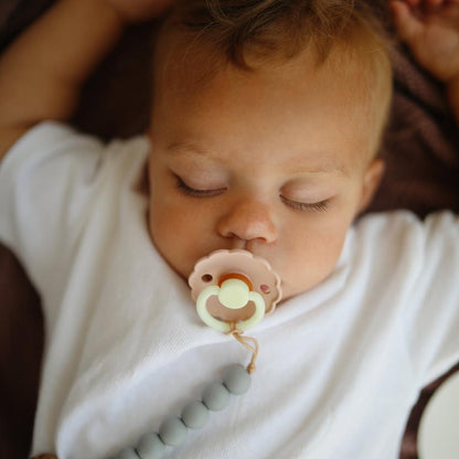 FRIGG Daisy Natural Rubber Pacifier - Night (Blush) - Size 1