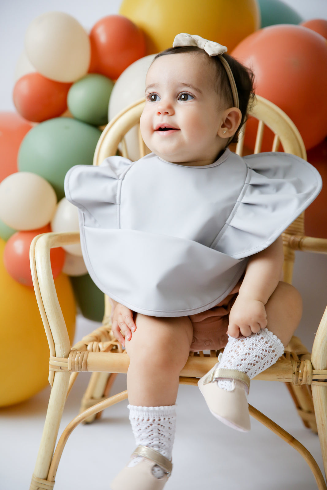 Snuggle Hunny Kids Snuggle Bib Waterproof - Dove Frill
