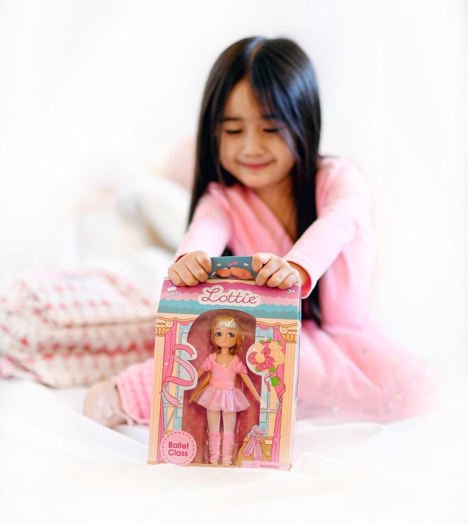 Lottie Dolls - Ballerina Doll | Ballet Class Lottie