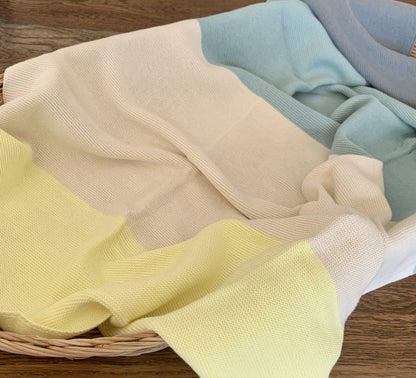 Knitted Blanket - Finn