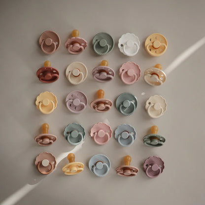 FRIGG Moon Phase Natural Rubber Pacifier - Sage - Size 1