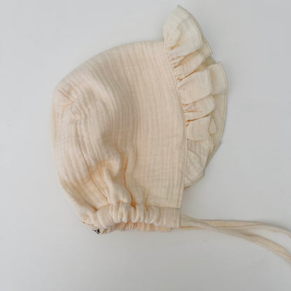 Wild Skye - Frilled Muslin Bonnet - Crème