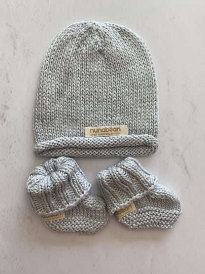 Nunabean - Newborn Beanie and booties set