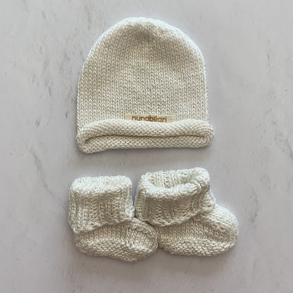 Nunabean - Newborn Beanie and booties set