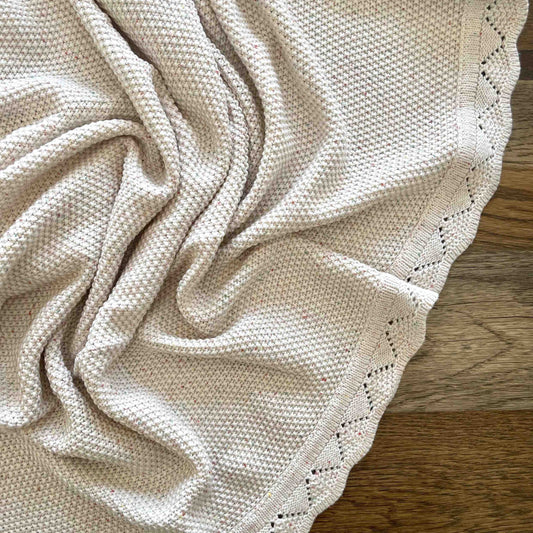 Scalloped Edge Knitted Blanket - Vanilla Confetti